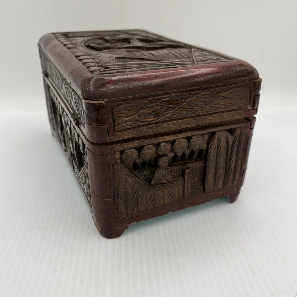 Vintage Carved Wood Jewelry Box Scene On Lid